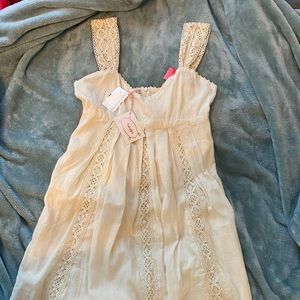 Pretty Yet Simple White Dress!